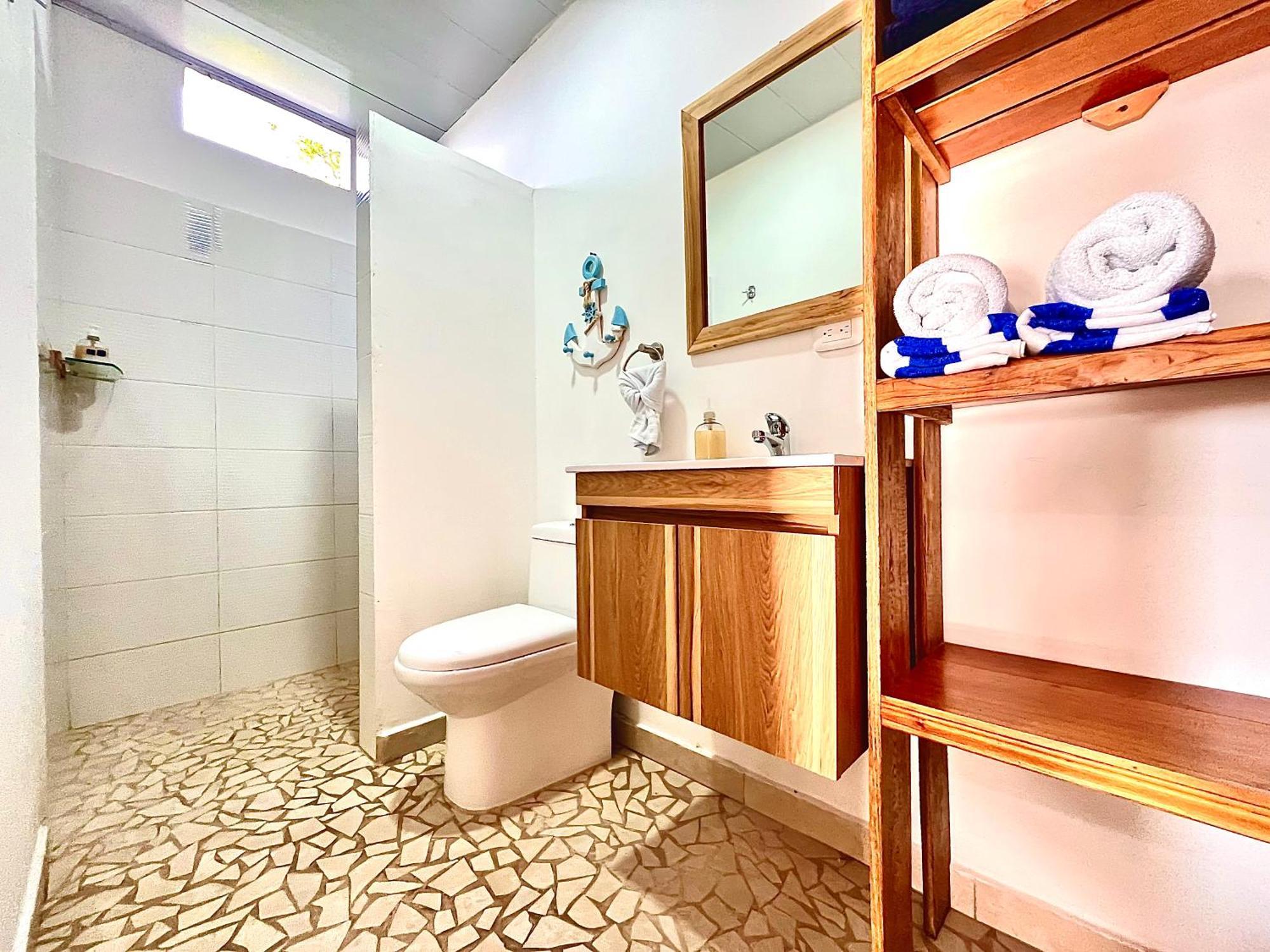 Hotel Carey Beach Бару Экстерьер фото
